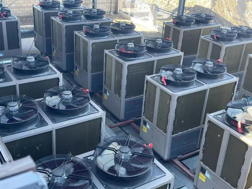25匹空气能热泵每小时用电量是多少 