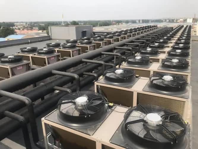 商场供暖用什么好？空气能热泵是个不错的选择 