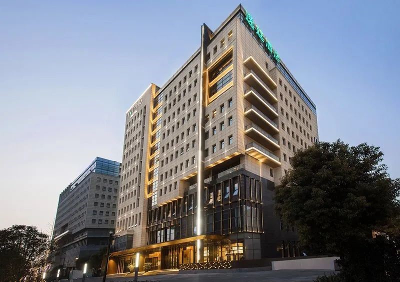 揭秘！芬尼克兹为何能成为酒店首选的空气能品牌？ 
